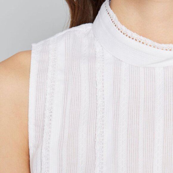 NWT Modcloth Twist of Victorian Sleeveless Top - Picture 2 of 5